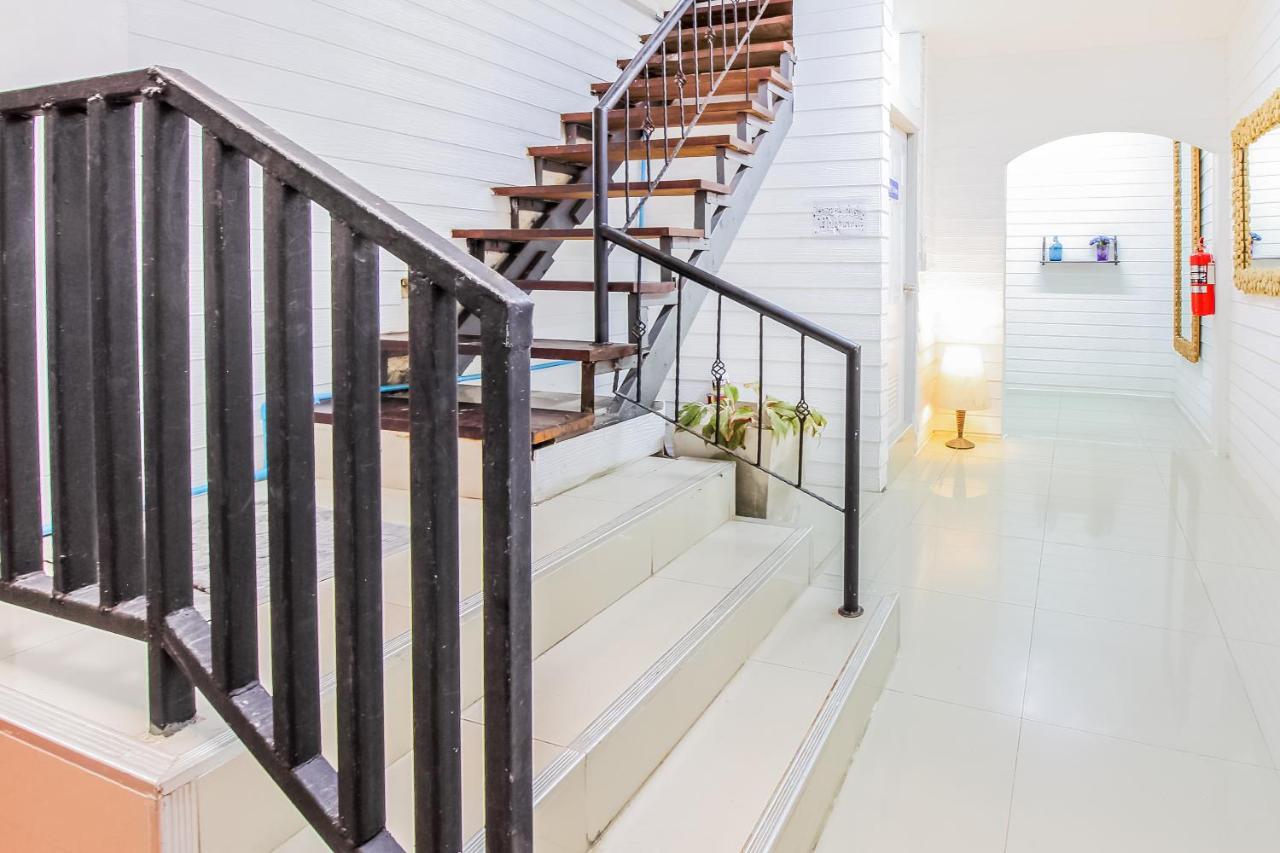 Babo House Bangkok Hotel Exterior foto